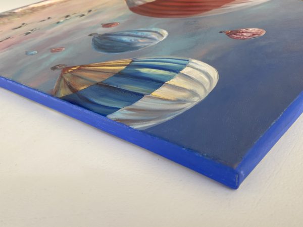 Side Beyond Borders — side view