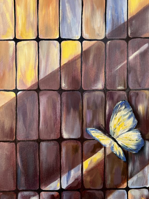 detail1 Fragile: Handle with Care — lilac glass cells in the lower part